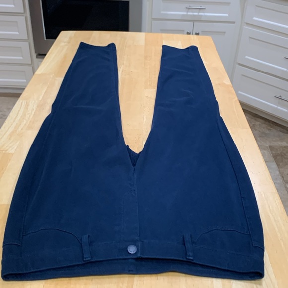 Soft and stretchy easy pull on pants. See photos for details and measurements. - Picture 10 of 14